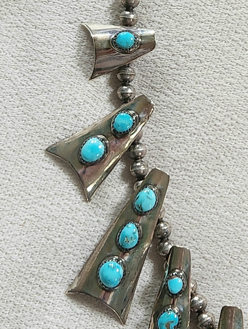 SIGNED ML NAVAJO STERLING SILVER AND TURQUOISE STATION NECKLACE - Picture 5 of 12